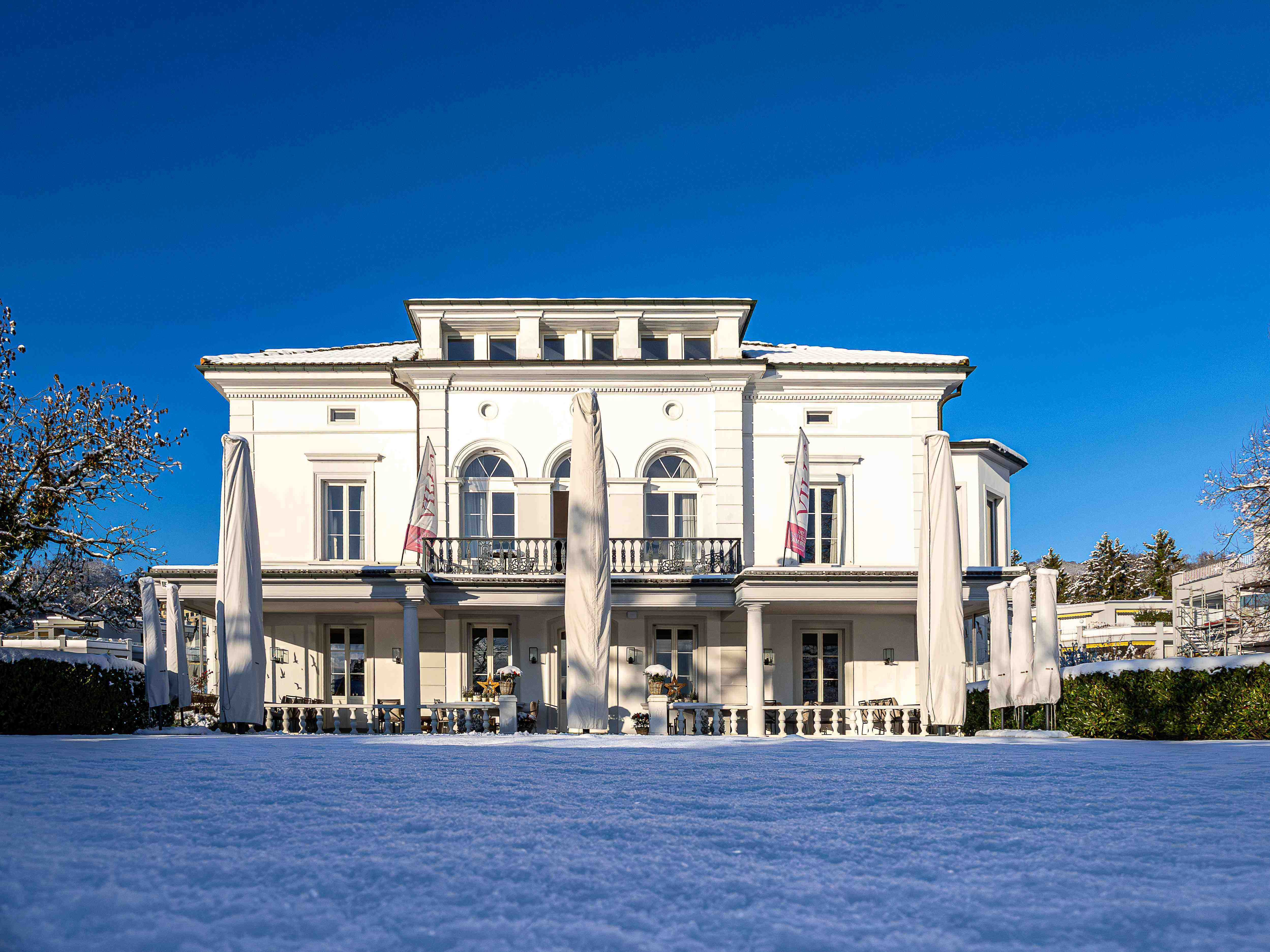 Villa Schweizerhof Jahreszeiten Winter Roger Hügi 12