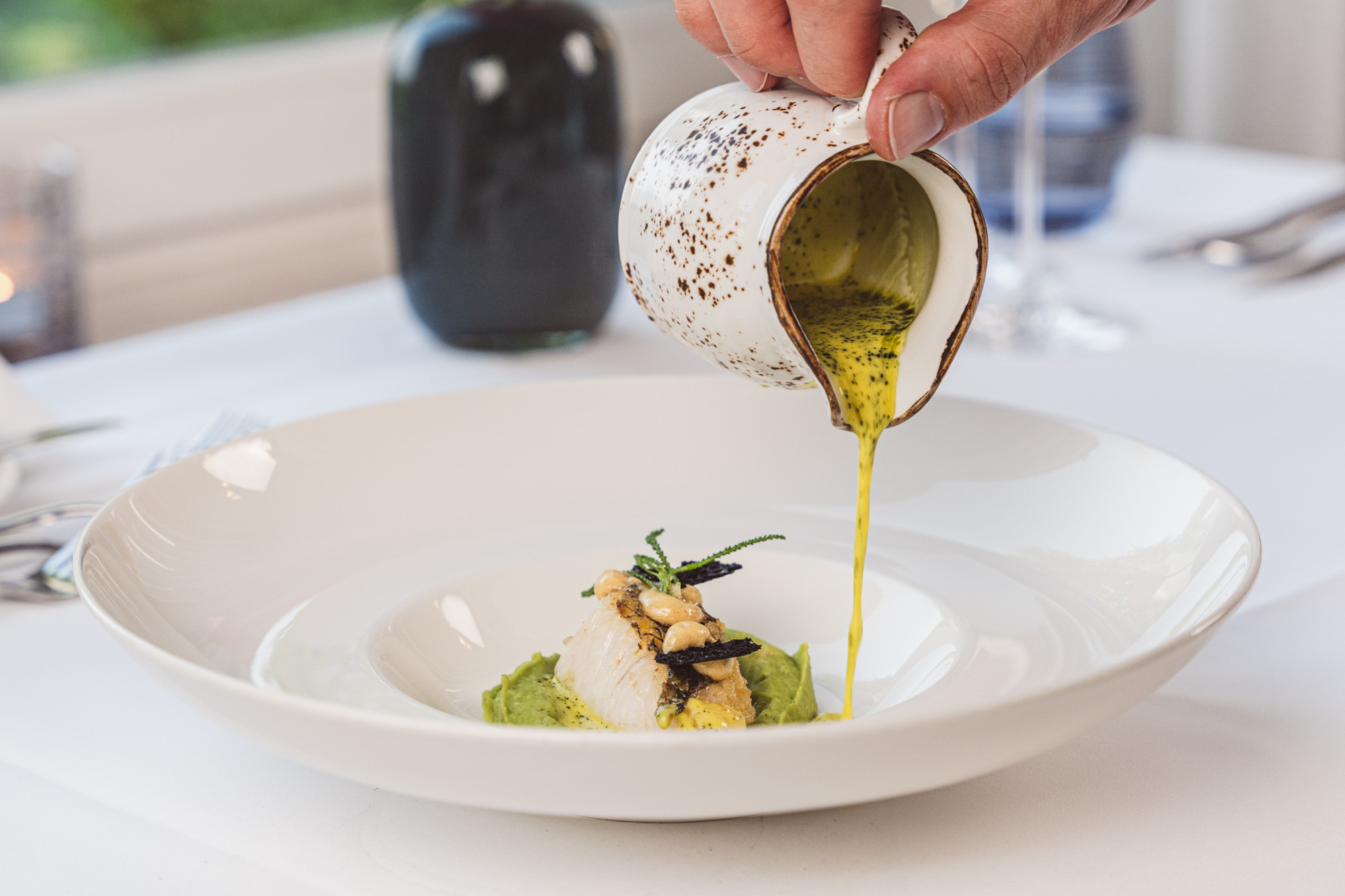<p>Das Restaurant in Luzern <br
/>mit Terrasse am See.</p>